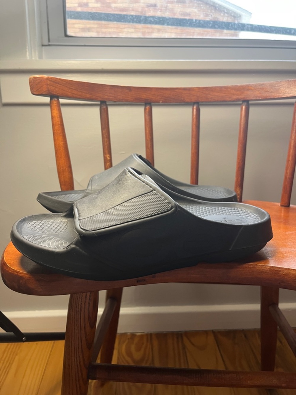 OOFOS OOahh Sport Flex Recovery Slides Men’s size 8 Wome’s Size 10 - Picture 2 of 9